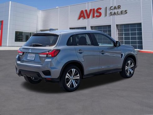 Used 2025 Mitsubishi Outlander Sport SE AWD/4WD image 6