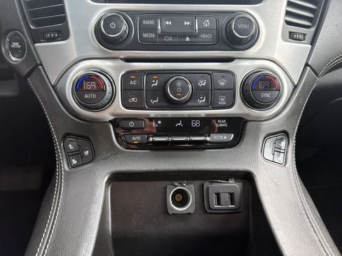 Used 2020 GMC Yukon SLT AWD/4WD image 29