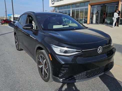 Used 2023 Volkswagen ID.4 Pro S image 1