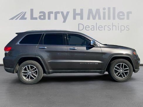 Used 2018 Jeep Grand Cherokee Limited w/ Luxury Group II image 6