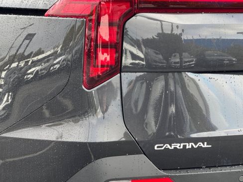 New 2026 Kia Carnival image 28
