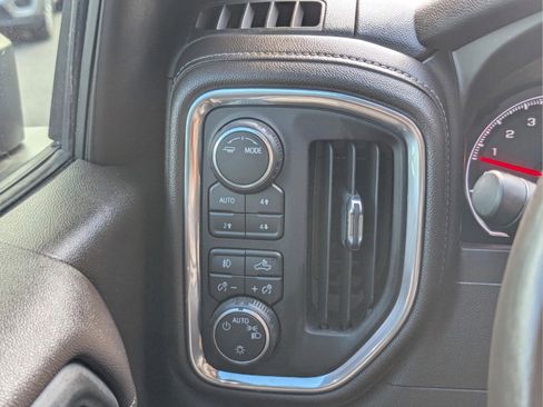 Used 2020 Chevrolet Silverado 1500 LT Trail Boss image 23