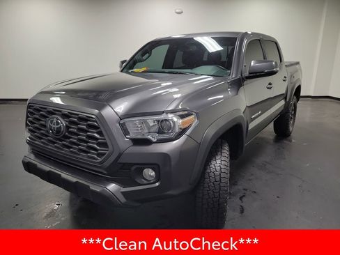 Used 2023 Toyota Tacoma TRD Off-Road image 4