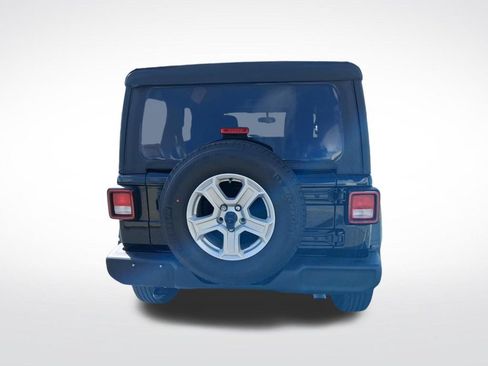 Used 2023 Jeep Wrangler Unlimited Sport AWD/4WD image 8