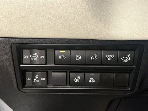 Used 2023 Toyota Tundra Capstone image 26