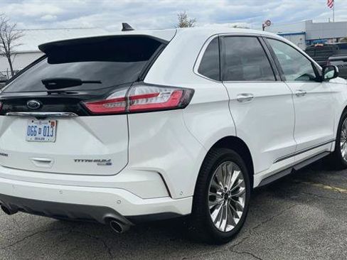Used 2020 Ford Edge Titanium w/ Equipment Group 301A AWD/4WD image 8