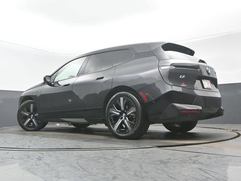 Used 2023 BMW iX xDrive50 w/ Sport Package image 31