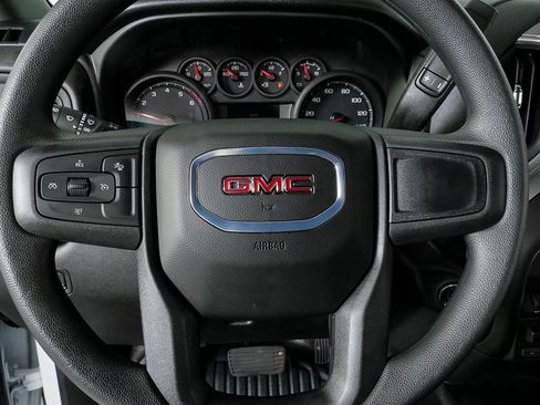 New 2026 GMC Sierra 2500 Pro image 8