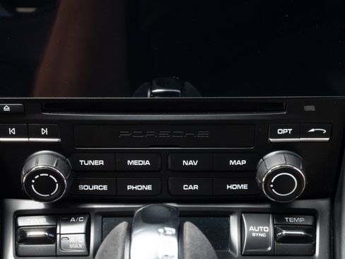 Used 2018 Porsche 911 GT2 RS RWD image 35