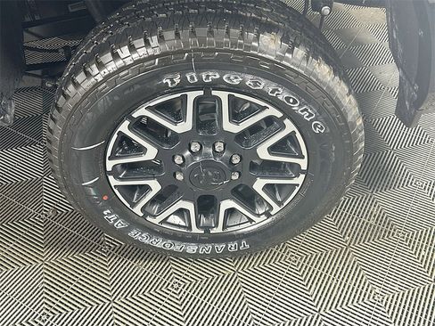 New 2026 RAM 2500 Limited w/ Towing Technology Group image 17