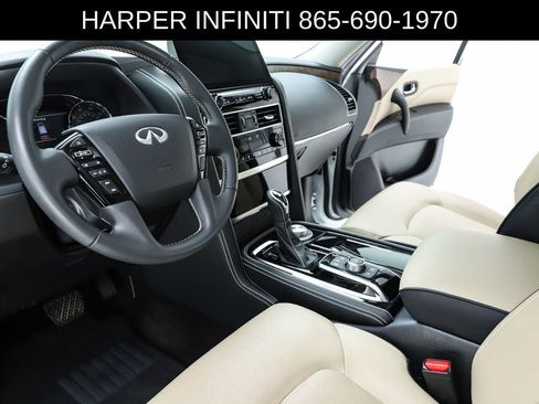 Used 2024 INFINITI QX80 Premium Select w/ Cargo Package image 20