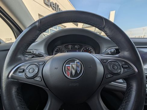 Used 2021 Buick Enclave Essence w/ Sound and Sites Package image 21