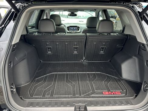 Used 2022 GMC Terrain SLT w/ Tech Package AWD/4WD image 26