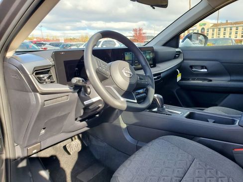 New 2026 Nissan Kicks SV image 18