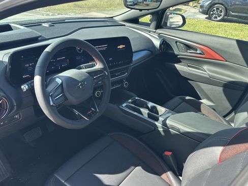 New 2026 Chevrolet Equinox EV RS image 12