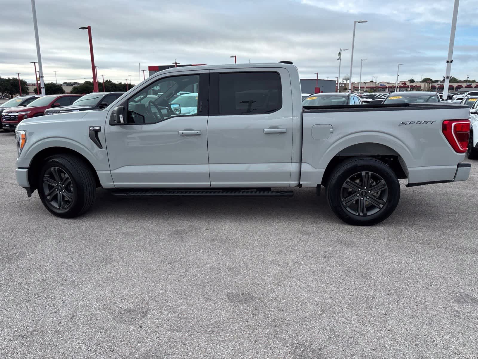 Used 2023 Ford F150 XLT w/ Equipment Group 302A High RWD image 9
