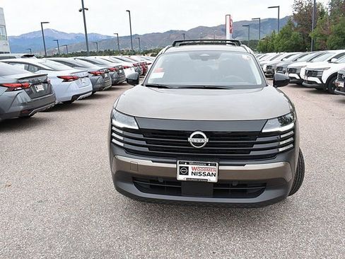 New 2026 Nissan Kicks SV w/ SV Premium Package image 2