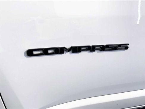 Used 2022 Jeep Compass High Altitude image 35