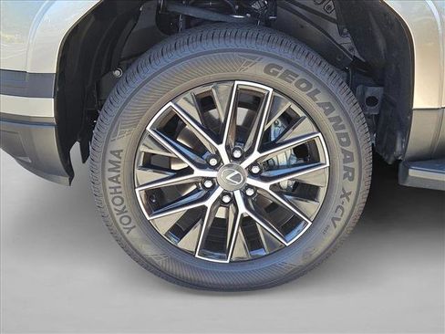 Certified 2024 Lexus GX 550 w/ Cold Area Package AWD/4WD image 28