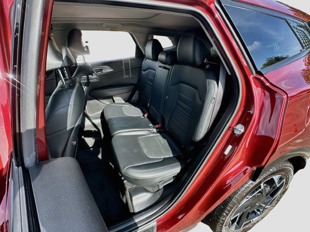 Certified 2024 Kia Sportage SX FWD image 26