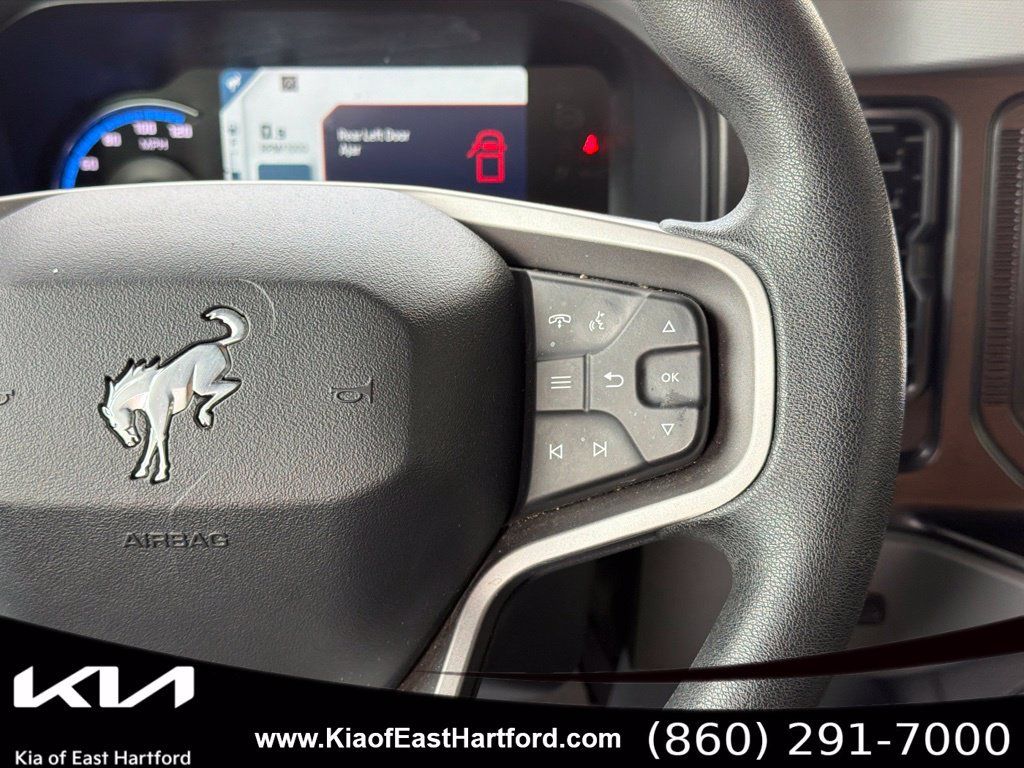 Used 2022 Ford Bronco 4-Door AWD/4WD image 26