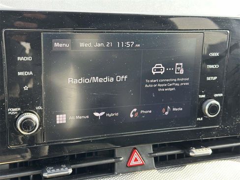 Used 2023 Kia Sportage LX image 18