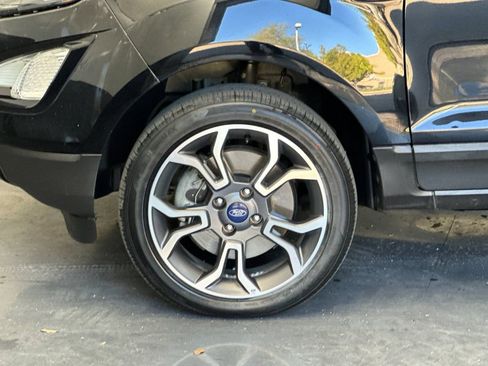 Used 2020 Ford EcoSport SES image 25