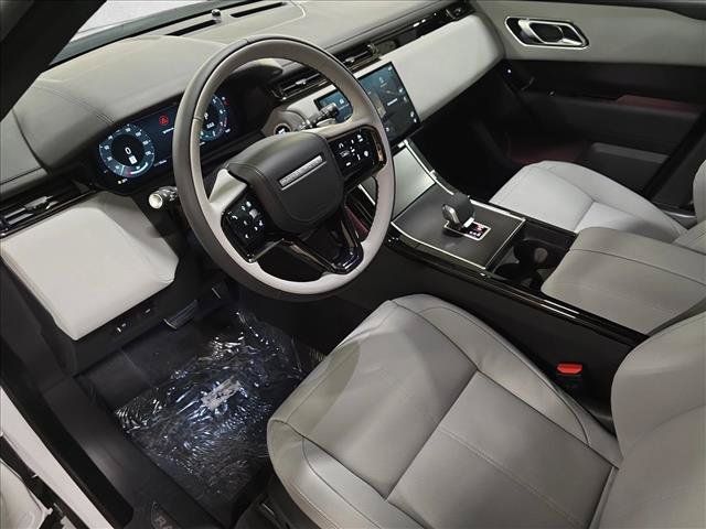 Used 2026 Land Rover Range Rover Velar Dynamic SE AWD/4WD image 16