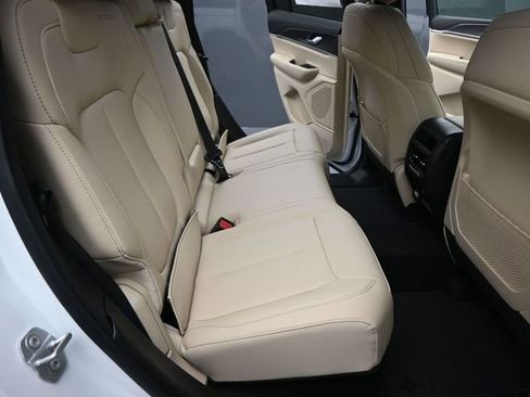 New 2025 Jeep Grand Cherokee Limited w/ Trailer Tow Package image 24