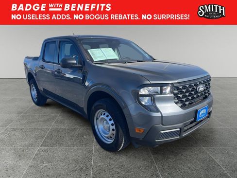 Used 2025 Ford Maverick XL image 1