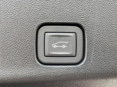 New 2026 GMC Acadia Elevation w/ Elevation Premium Package AWD/4WD image 37