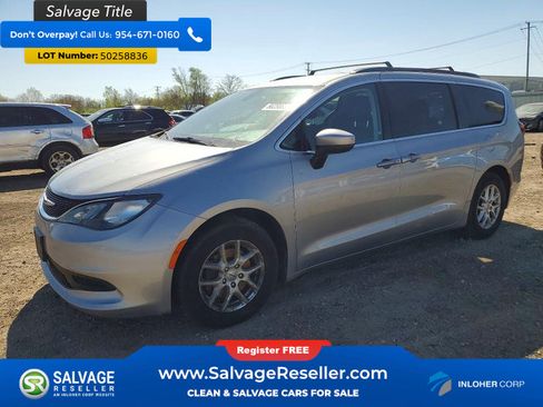 Used 2021 Chrysler Voyager Lxi FWD image 1