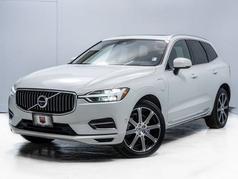 Used 2021 Volvo XC60 T8 Inscription w/ Advanced Package image 1