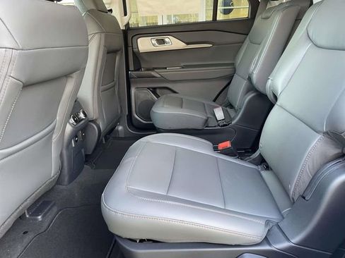 New 2026 Ford Explorer Active w/ Active Comfort Package image 11