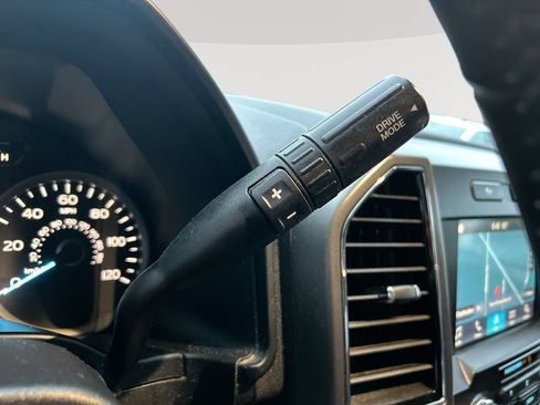 Used 2019 Ford F150 XLT w/ Equipment Group 302A Luxury AWD/4WD image 20