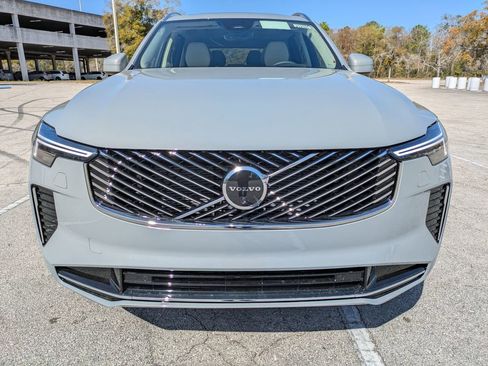 New 2026 Volvo XC90 B6 Ultra w/ Protection Package AWD/4WD image 9