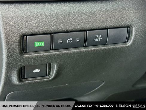 Used 2025 Nissan Sentra S image 10