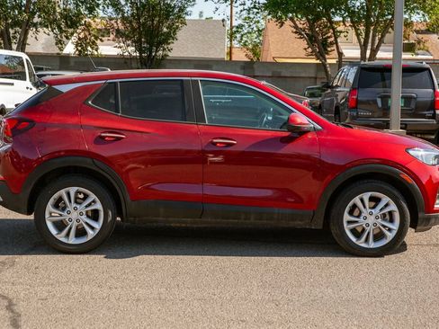 Used 2023 Buick Encore GX Preferred w/ Cold Weather Comfort Package FWD image 5