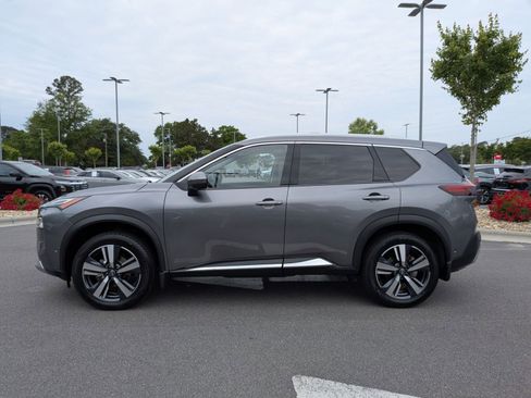 Used 2023 Nissan Rogue Platinum AWD/4WD image 6