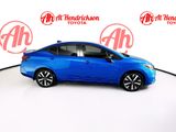 Used 2022 Nissan Versa SR w/ Convenience Package image 2