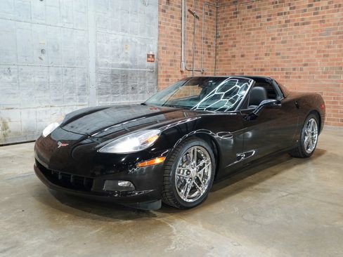 Used 2008 Chevrolet Corvette Coupe w/ Preferred Equipment Group RWD image 45