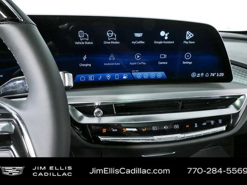 New 2026 Cadillac Lyriq Sport image 13