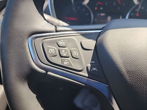 Used 2024 Chevrolet Equinox LT w/ LPO, Floor Liner Package AWD/4WD image 15