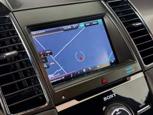 Used 2013 Ford Taurus SHO image 15