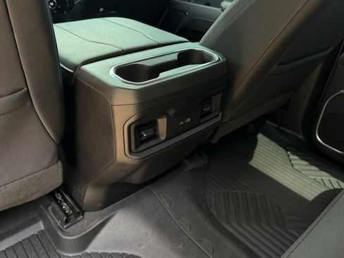 Used 2023 Chevrolet Silverado 1500 LT AWD/4WD image 29