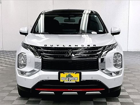 Used 2023 Mitsubishi Outlander Ralliart image 3