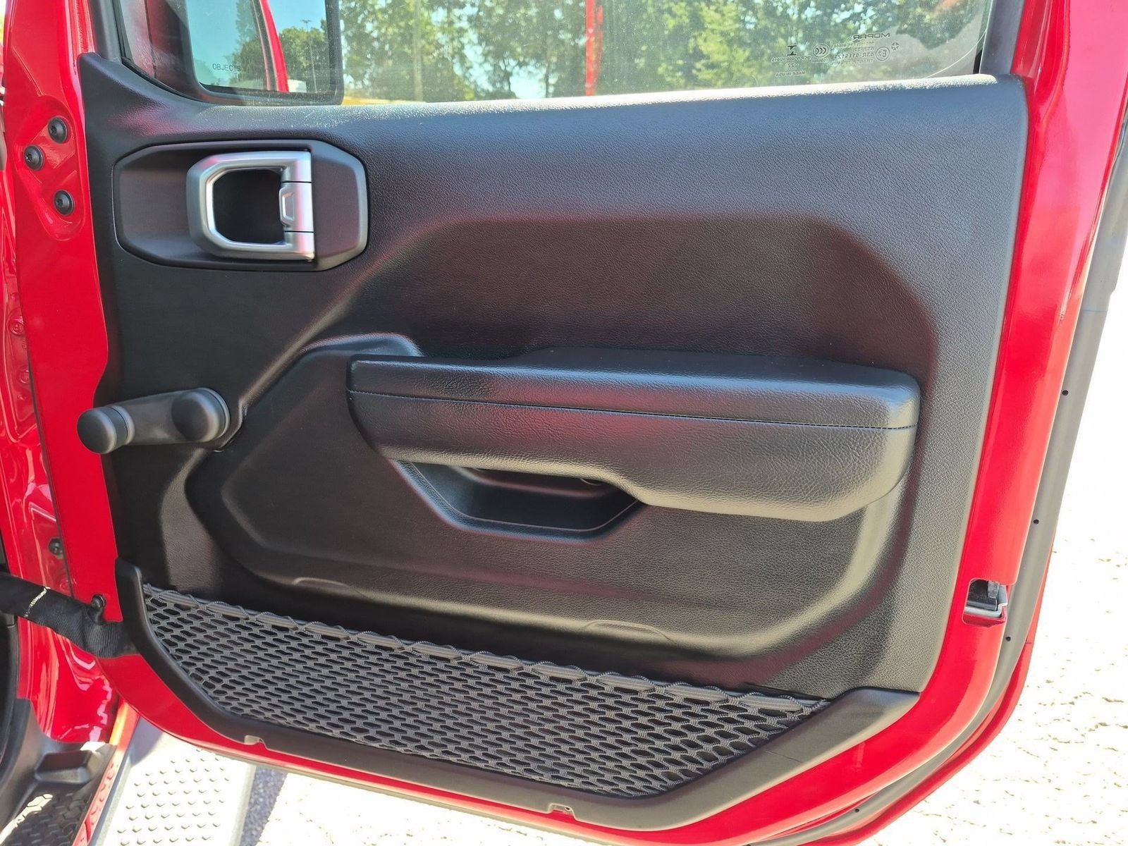 Used 2022 Jeep Wrangler Sport AWD/4WD image 24