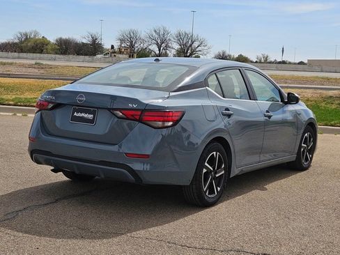 Used 2024 Nissan Sentra SV image 5