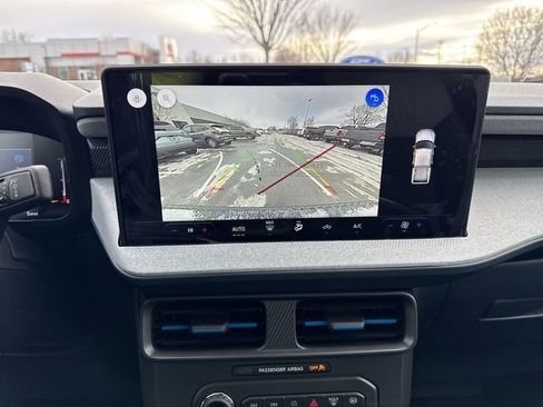 New 2025 Ford Maverick XLT w/ 4K Tow Package image 18