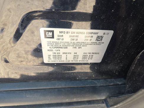 Used 2021 Chevrolet Trax LT AWD/4WD image 15